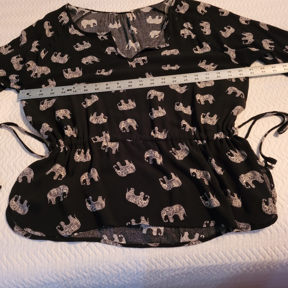 Elephant blouse from Modcloth - Picture 8 of 11